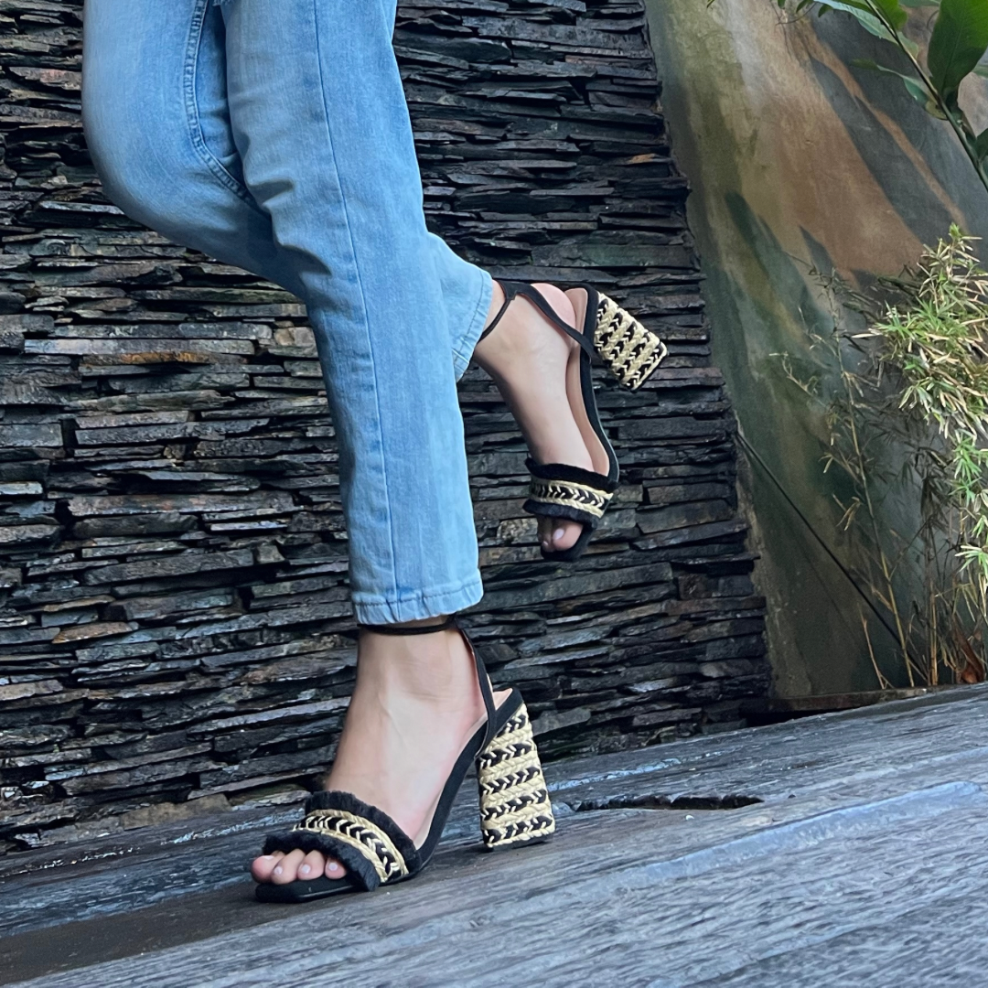 Sandalia Tacรณn Romano para Mujer โ ๐๐๐ ๐ฎ๐๐ญ ๐๐ ๐๐๐๐ผ ๐๐๐๐๐๐๐๐พ๐๐ผ