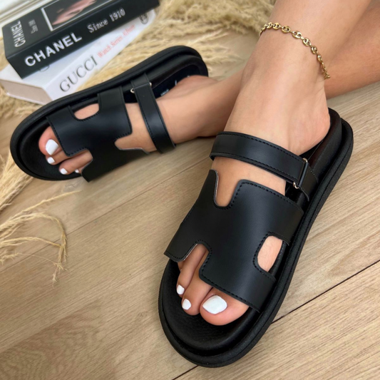 Sandalia Hermes 🌟 Modernas y versátiles