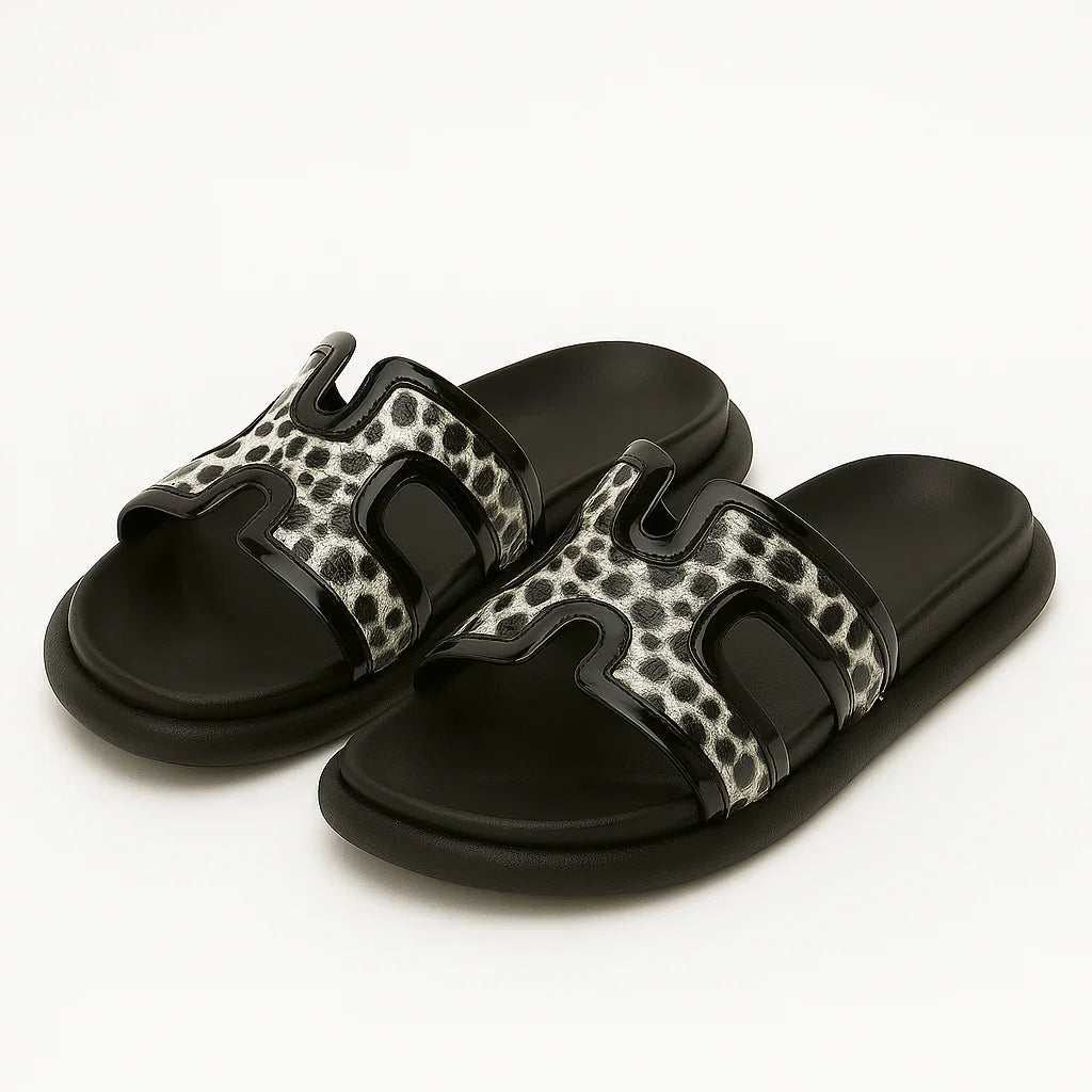 Sandalia Kiara – Diseño Animal Print | Cómoda y Moderna