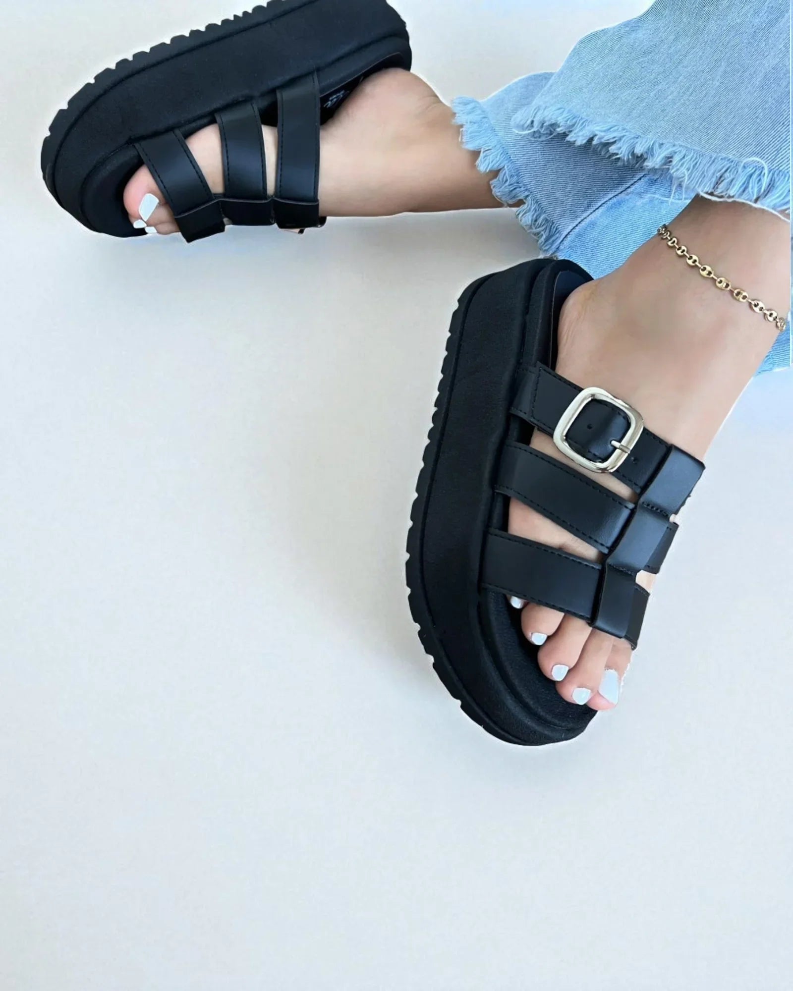 Sandalia Aura| Sandalias Femeninas Plataforma Cómoda y Moderna