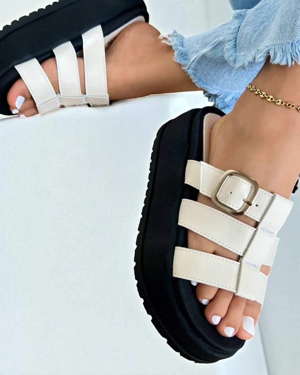 Sandalia Aura| Sandalias Femeninas Plataforma Cómoda y Moderna