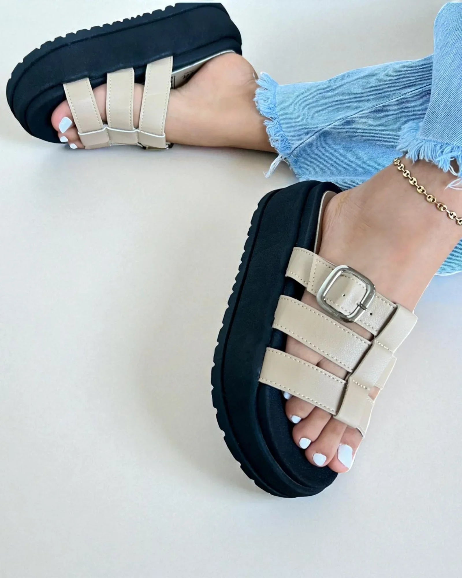 Sandalia Aura| Sandalias Femeninas Plataforma Cómoda y Moderna